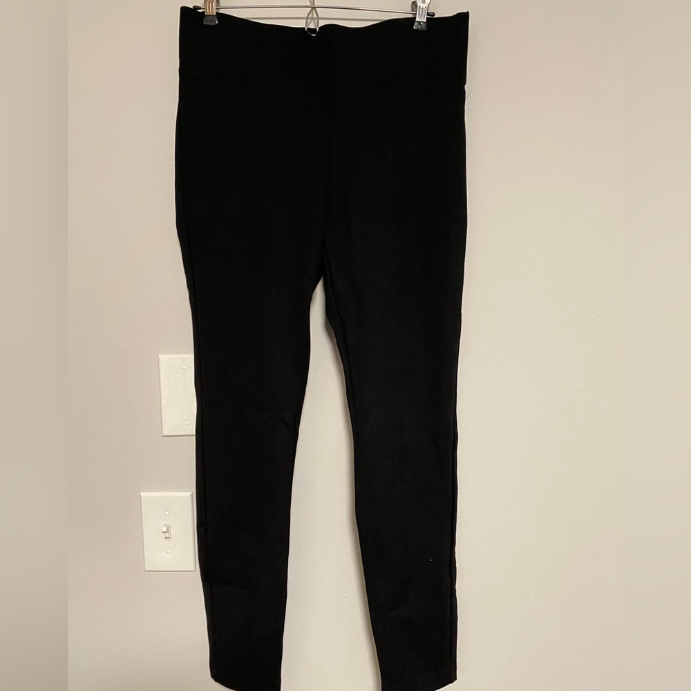 Thick black leggings